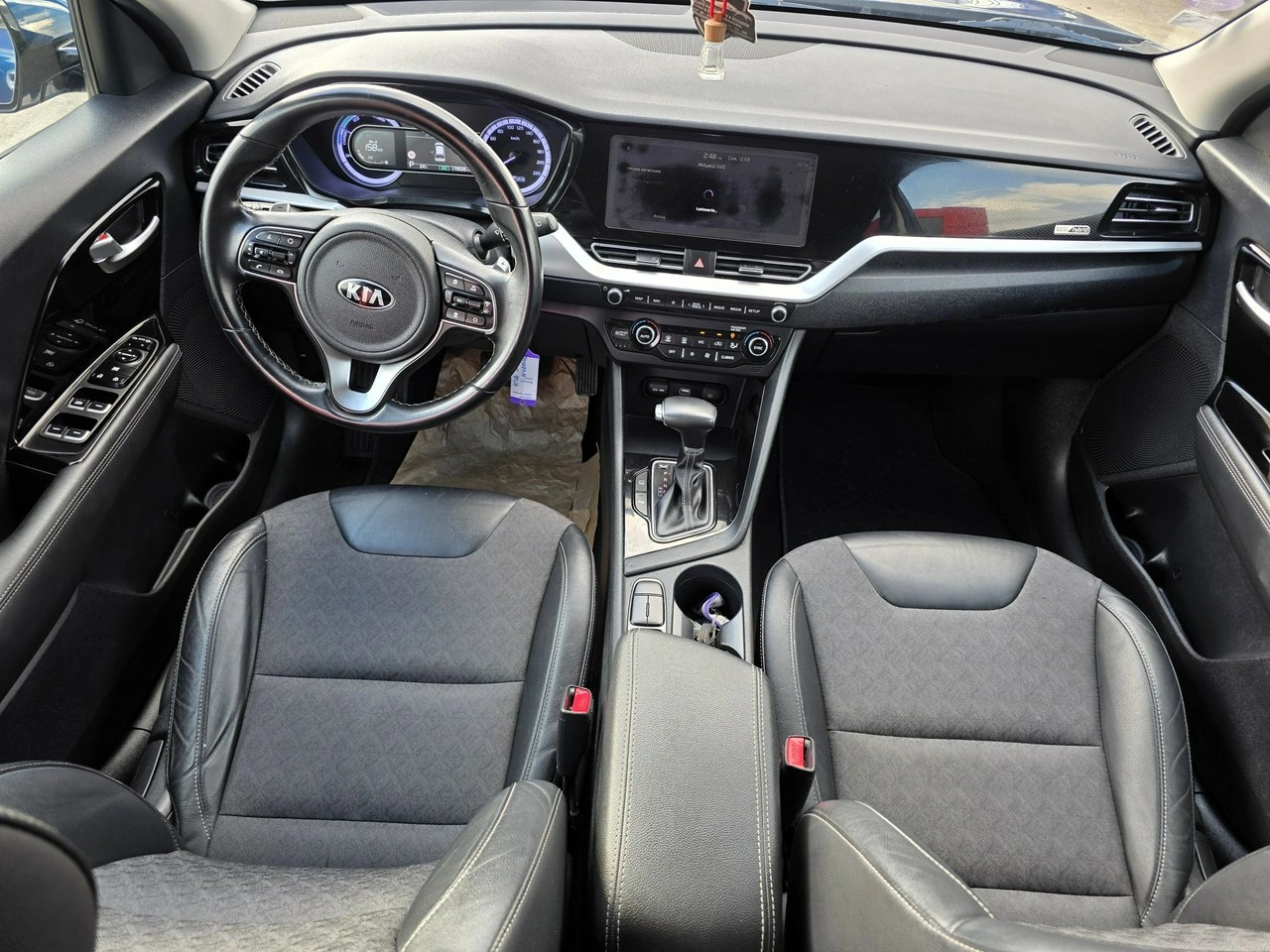 Kia Niro - Zdjęcie 12