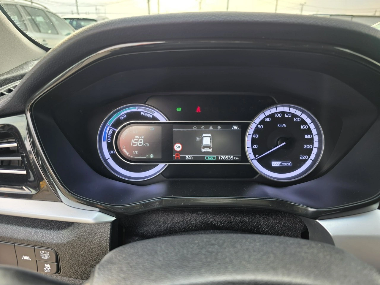 Kia Niro - Zdjęcie 16