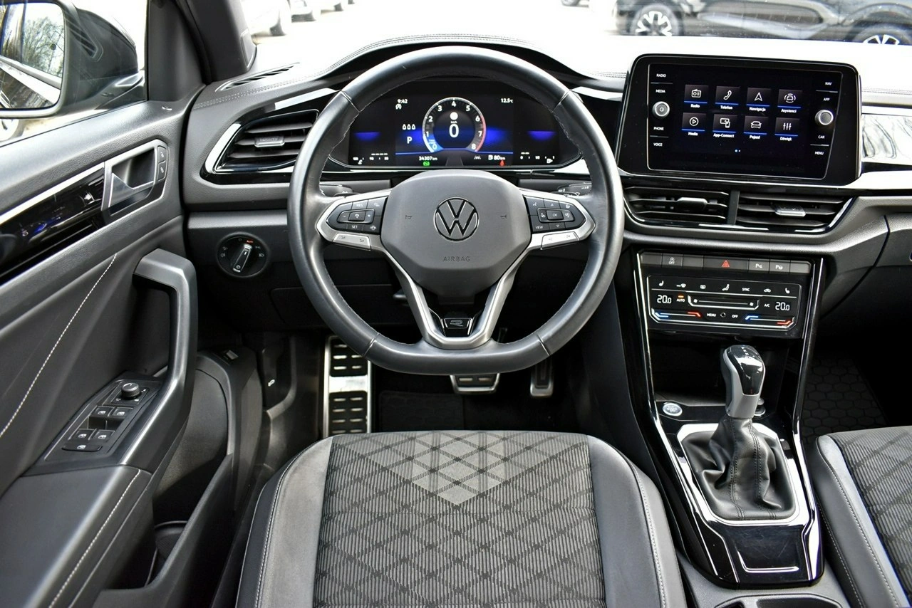 Volkswagen T-Roc - Zdjęcie 13