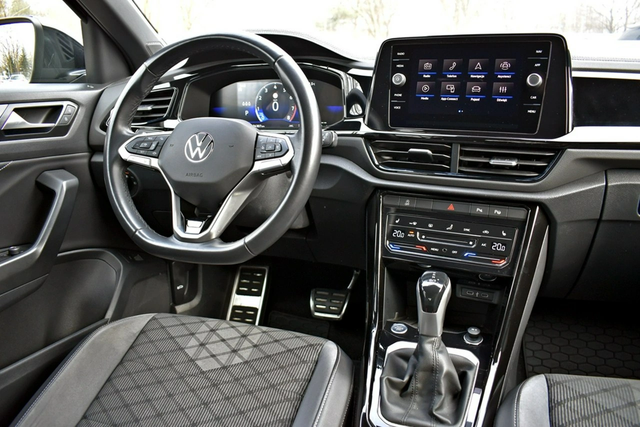 Volkswagen T-Roc - Zdjęcie 16