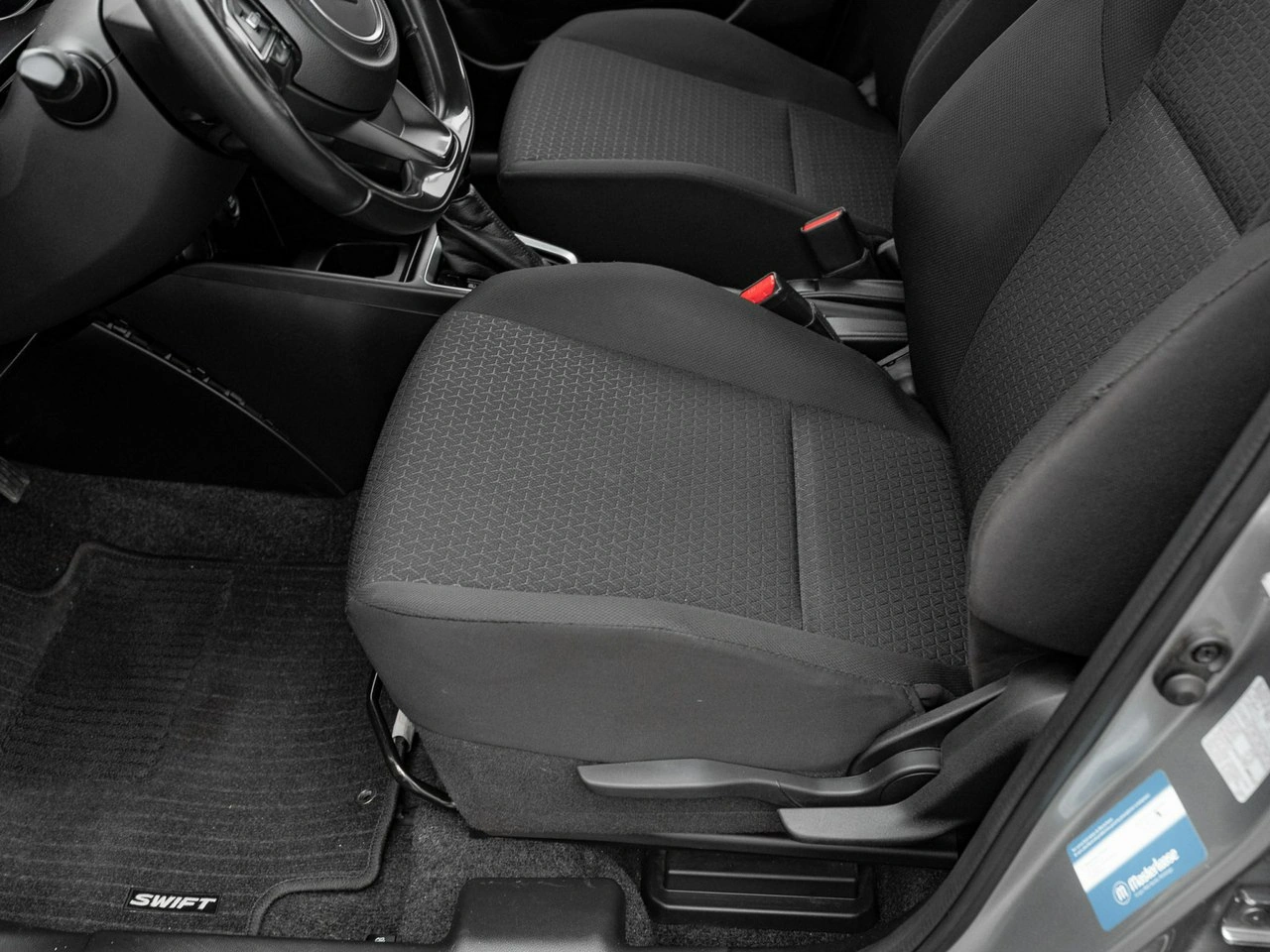 Suzuki Swift - Zdjęcie 10