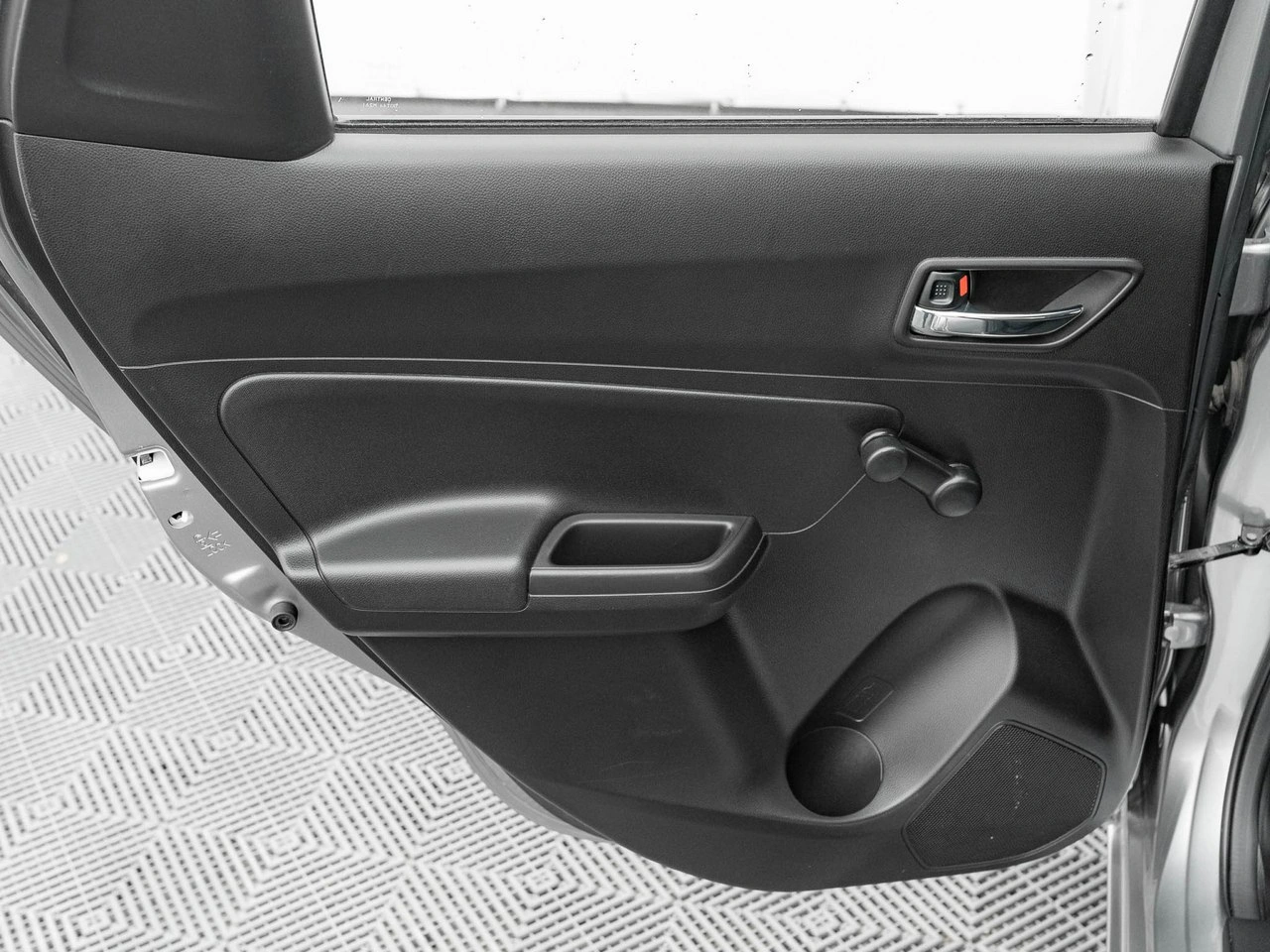 Suzuki Swift - Zdjęcie 17