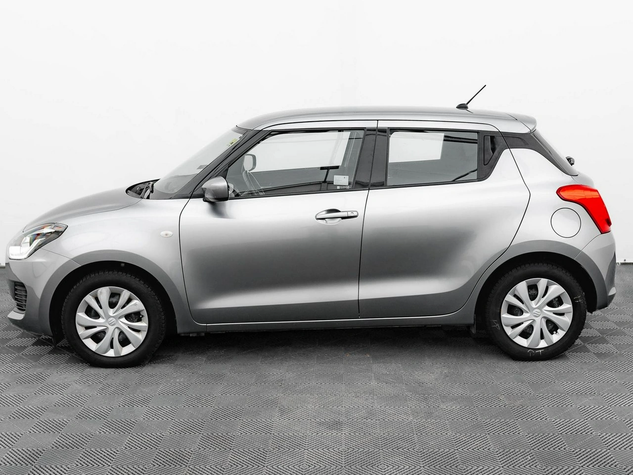 Suzuki Swift - Zdjęcie 7