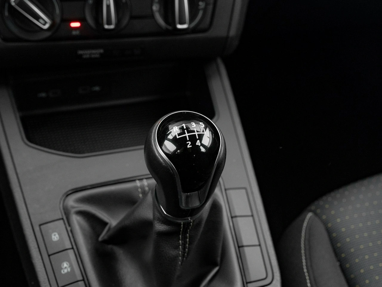 Seat Ibiza - Zdjęcie 15