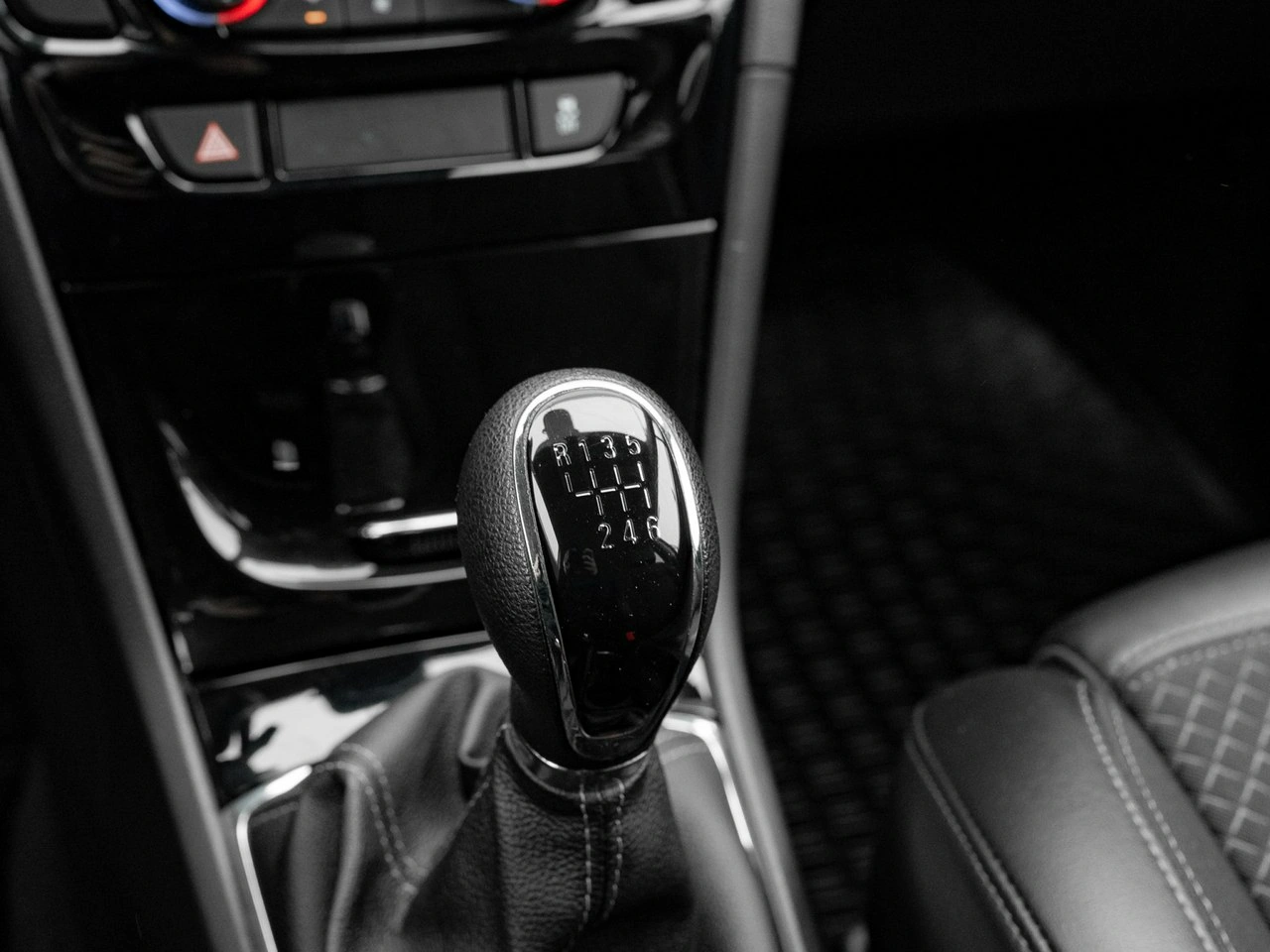 Opel Mokka X - Zdjęcie 15