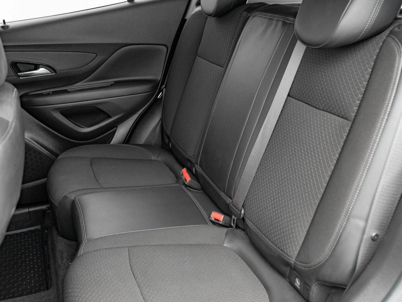 Opel Mokka X - Zdjęcie 23