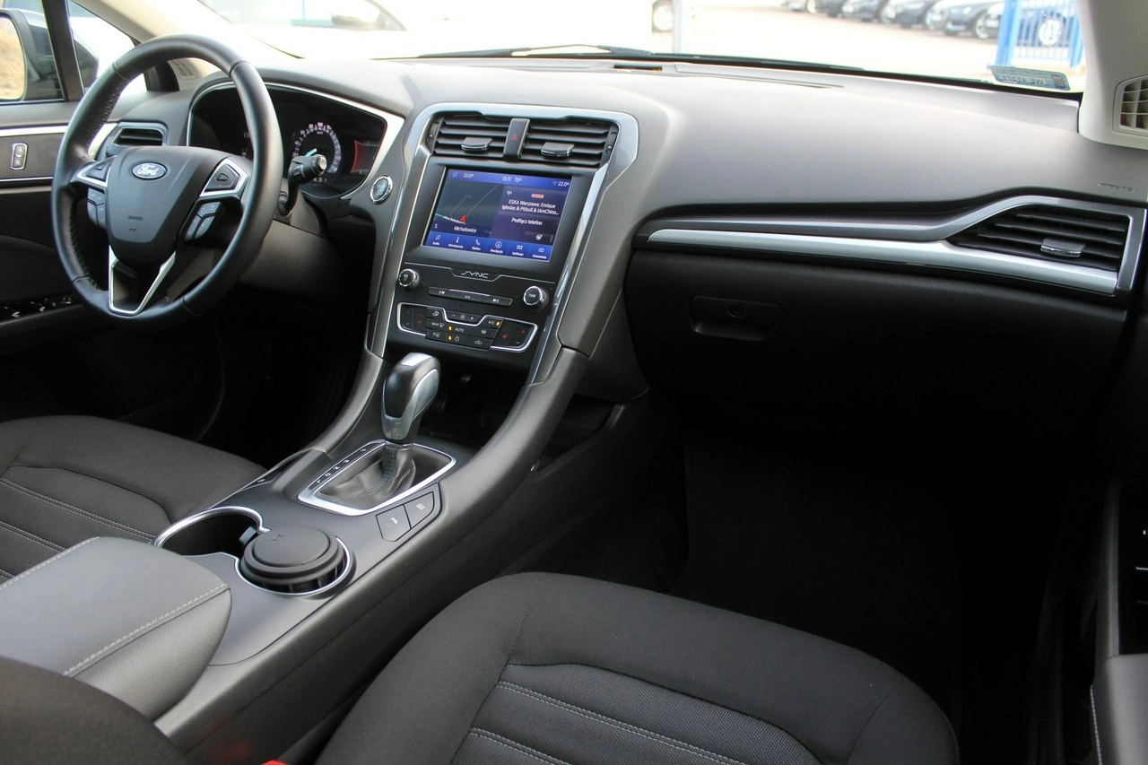 Ford Mondeo SW - Zdjęcie 10