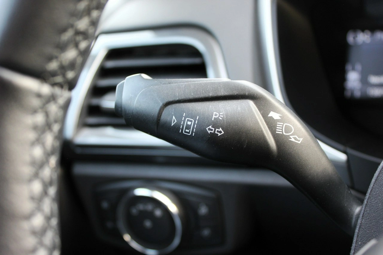 Ford Mondeo SW - Zdjęcie 22