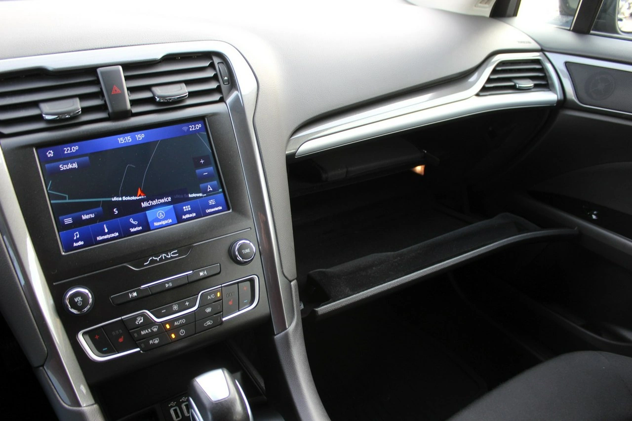 Ford Mondeo SW - Zdjęcie 26