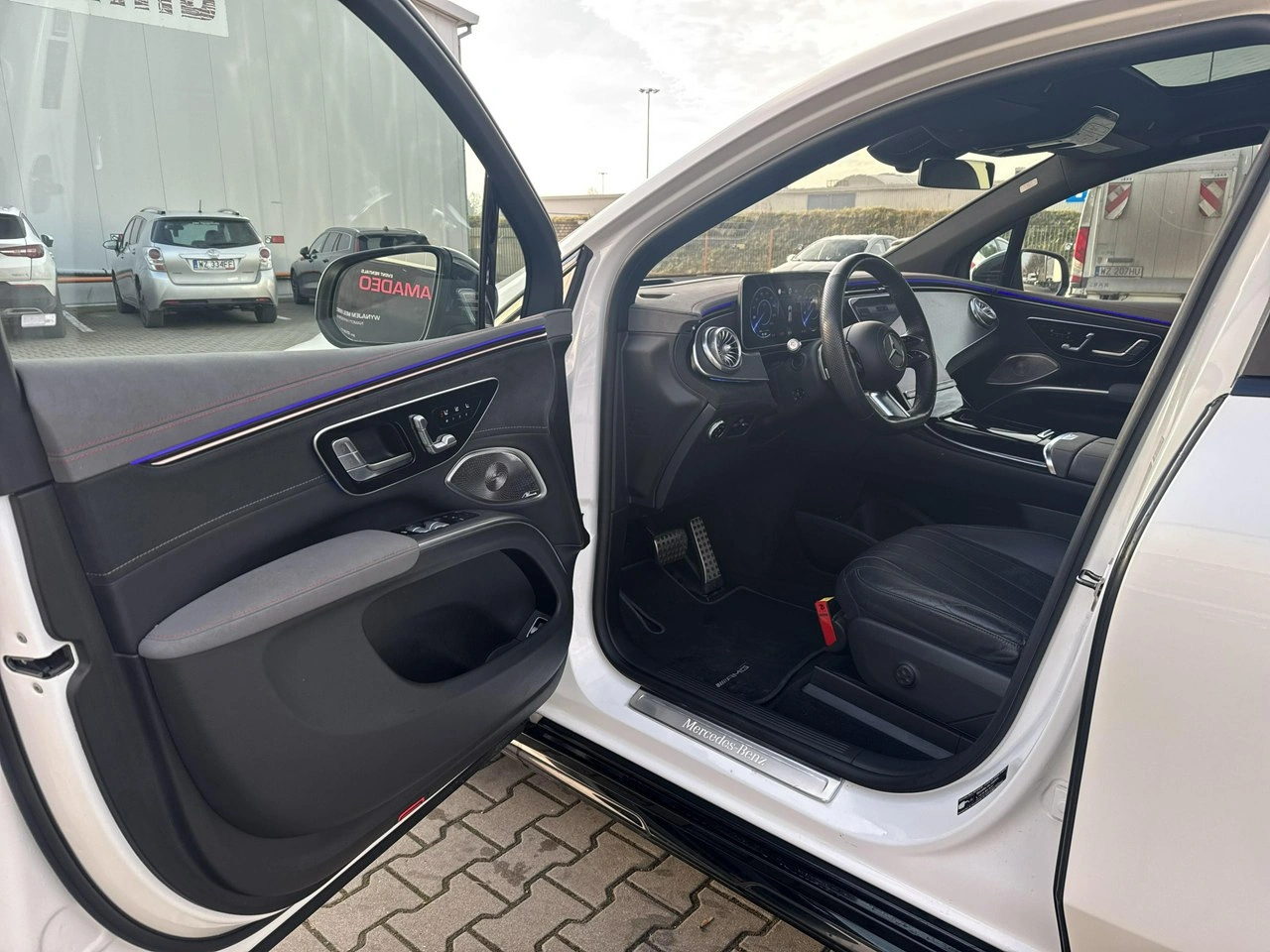 Mercedes EQS - Zdjęcie 10