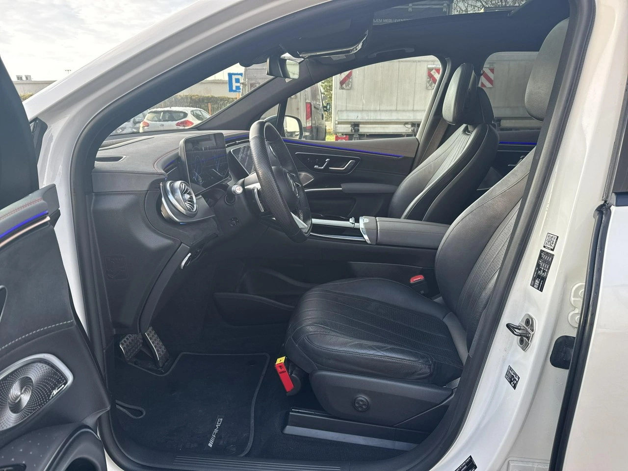 Mercedes EQS - Zdjęcie 11