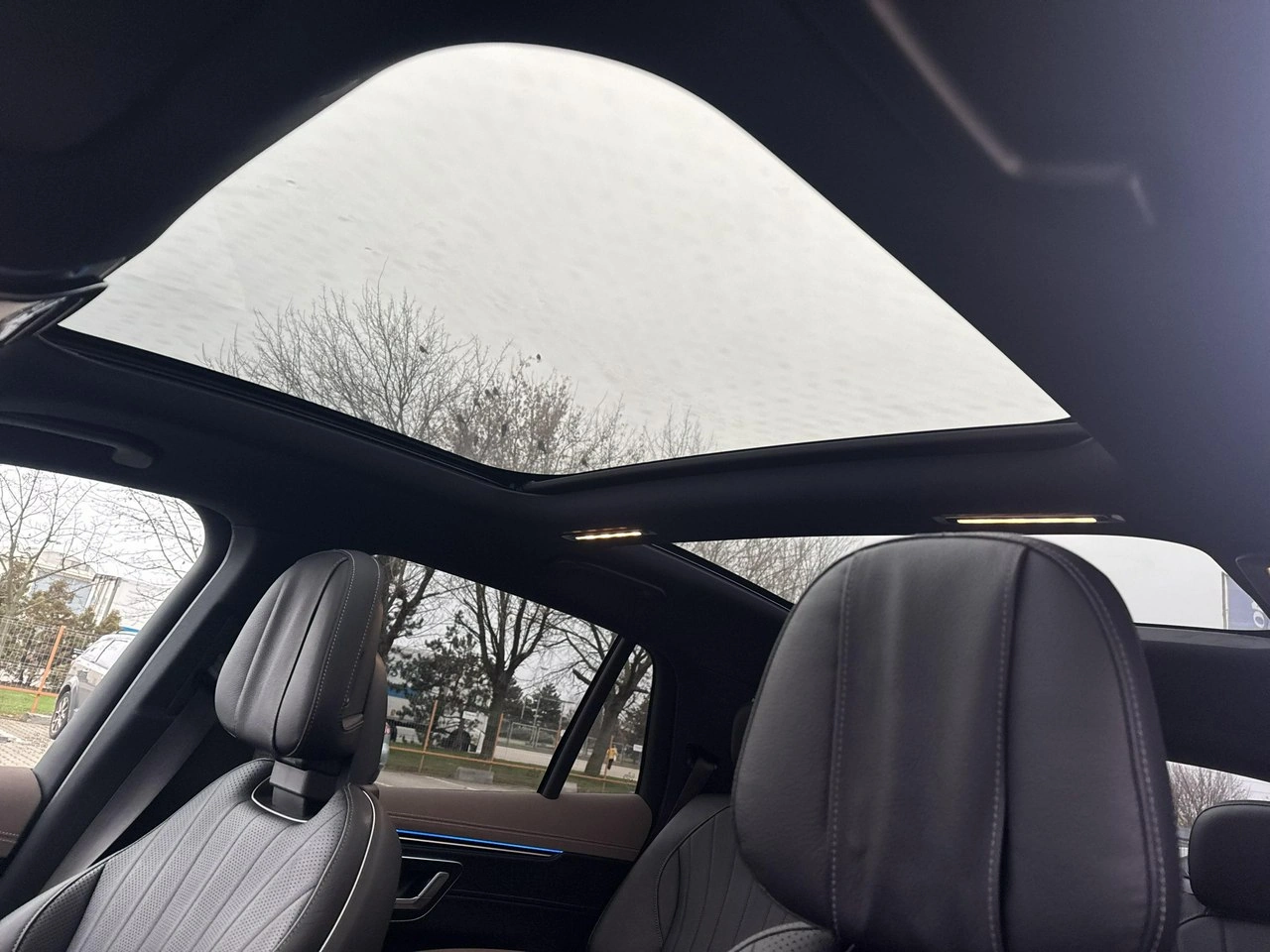 Mercedes EQS - Zdjęcie 12