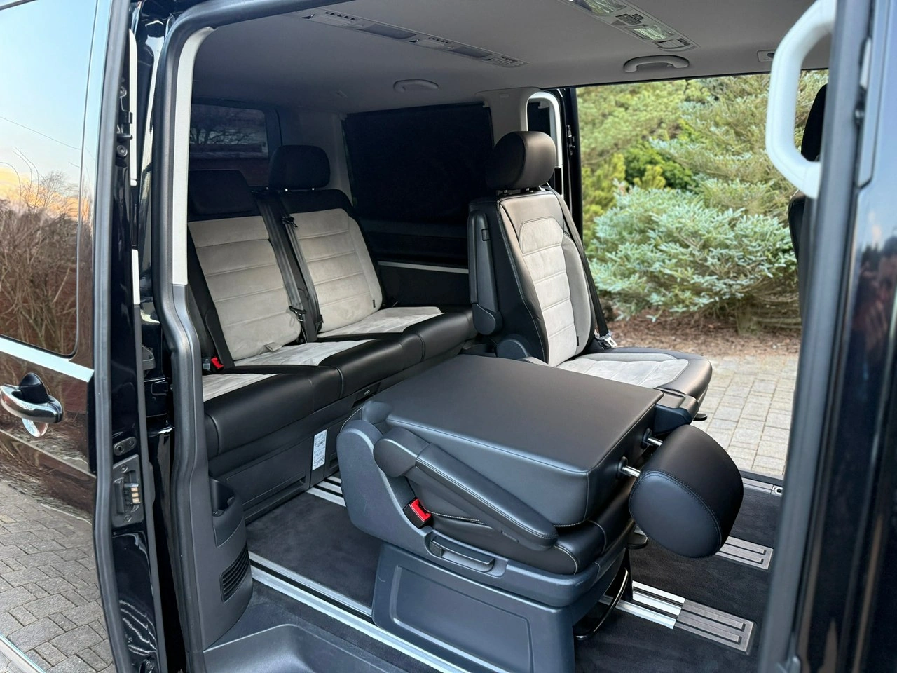 Volkswagen Multivan - Zdjęcie 10