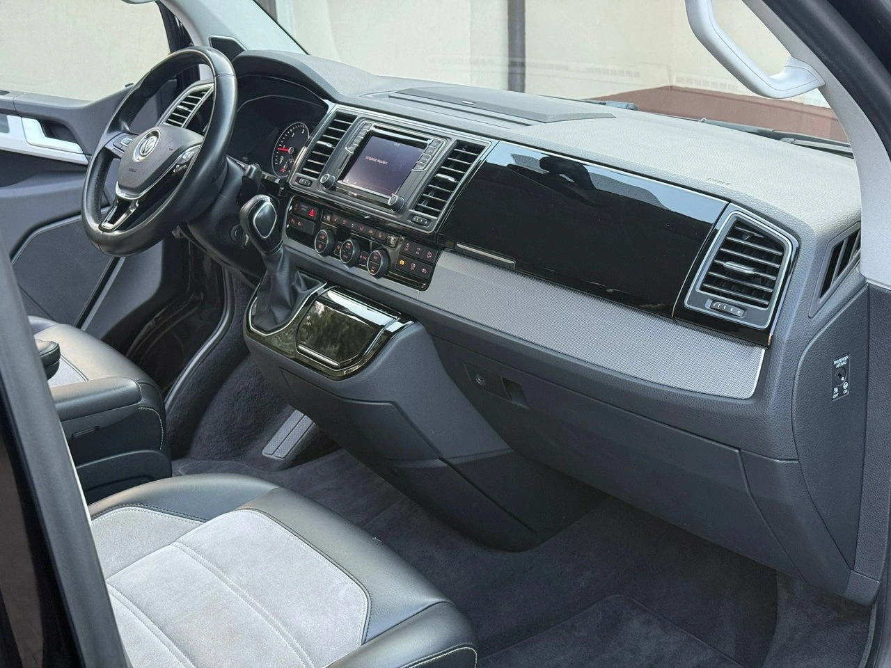 Volkswagen Multivan - Zdjęcie 6