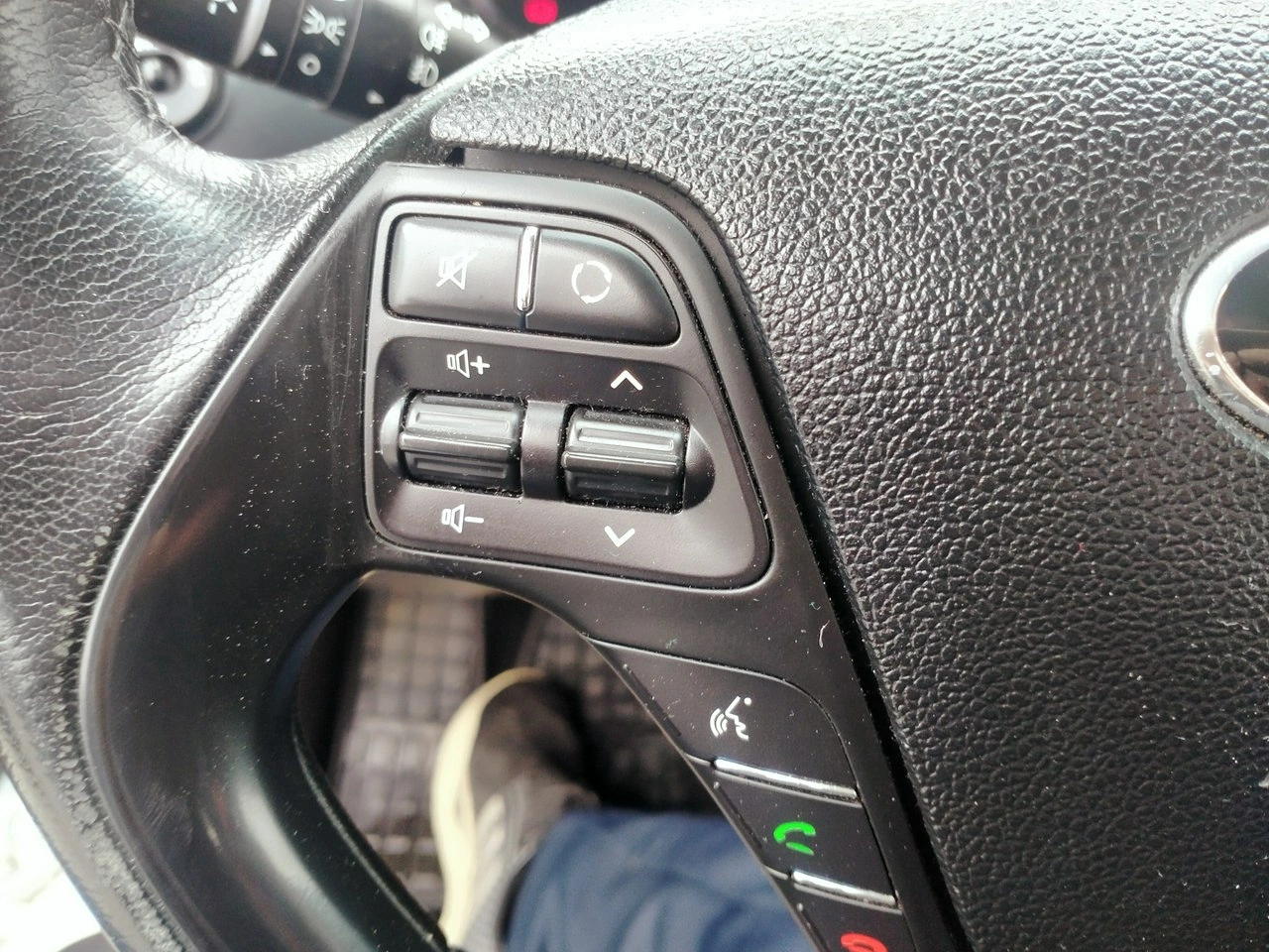 Kia Ceed - Zdjęcie 16