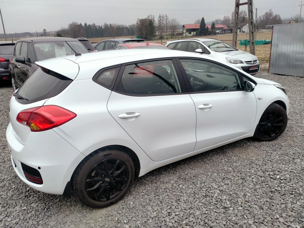 Kia Ceed - Zdjęcie 6
