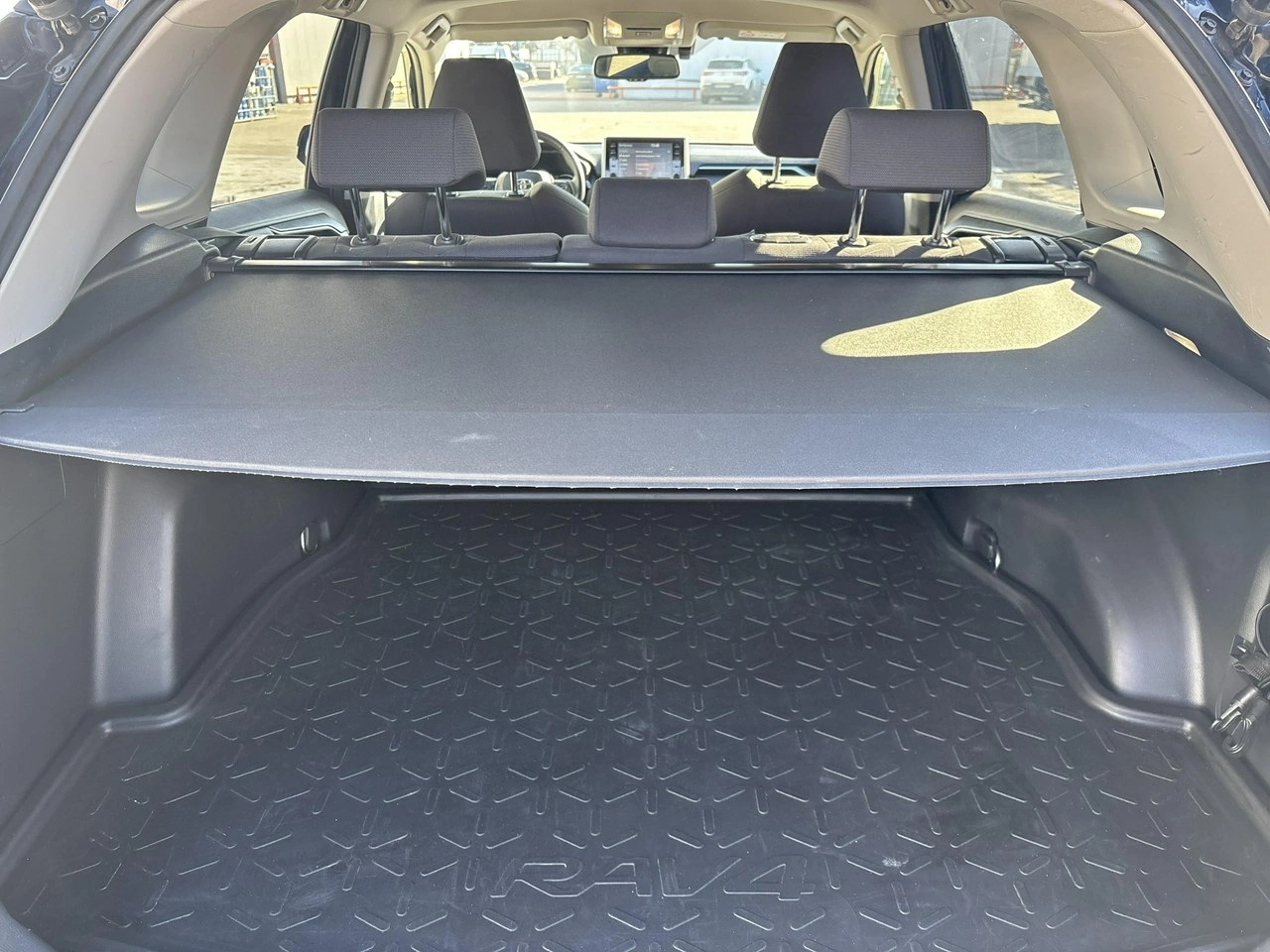 Toyota RAV-4 - Zdjęcie 13