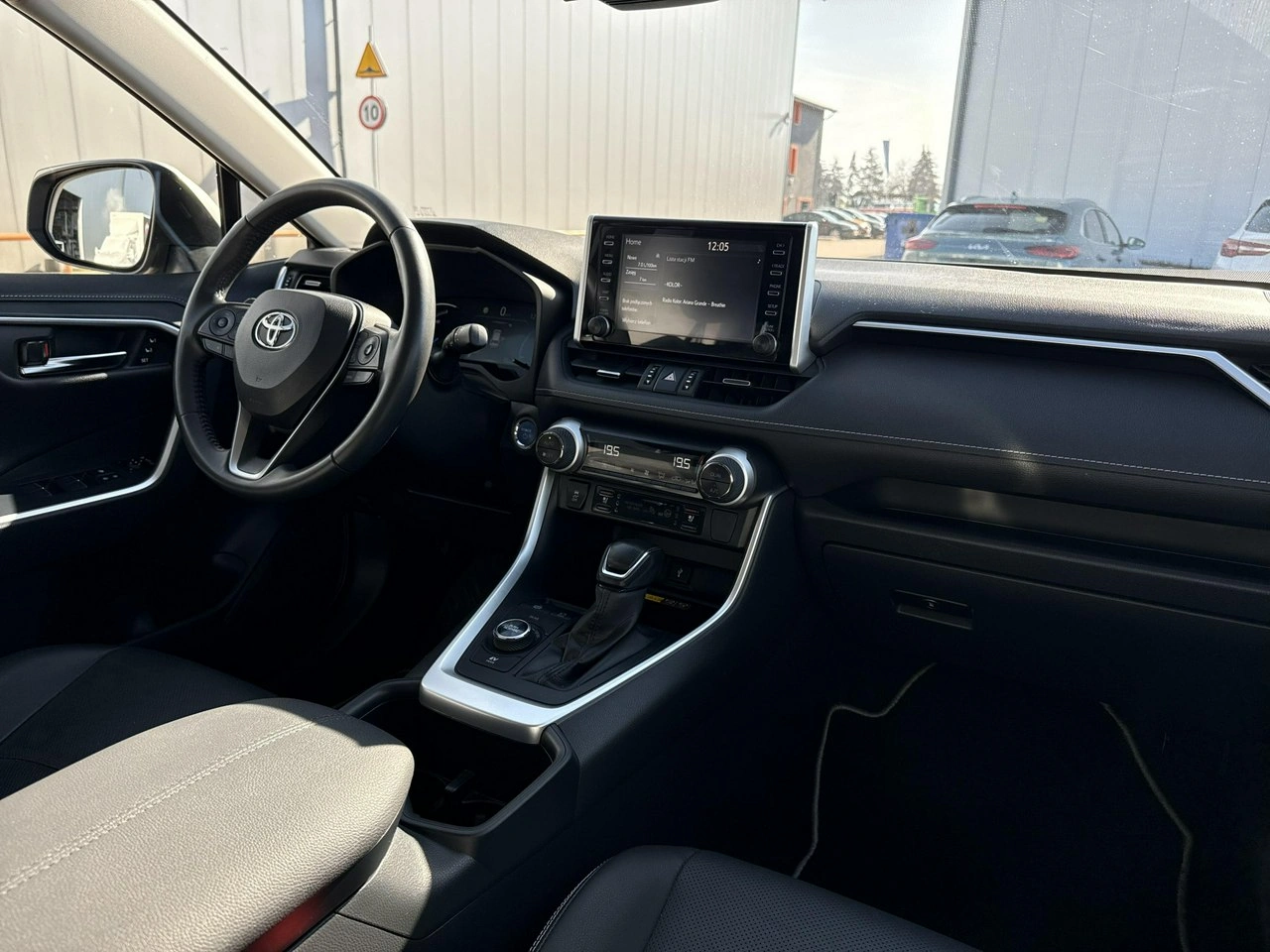 Toyota RAV-4 - Zdjęcie 22