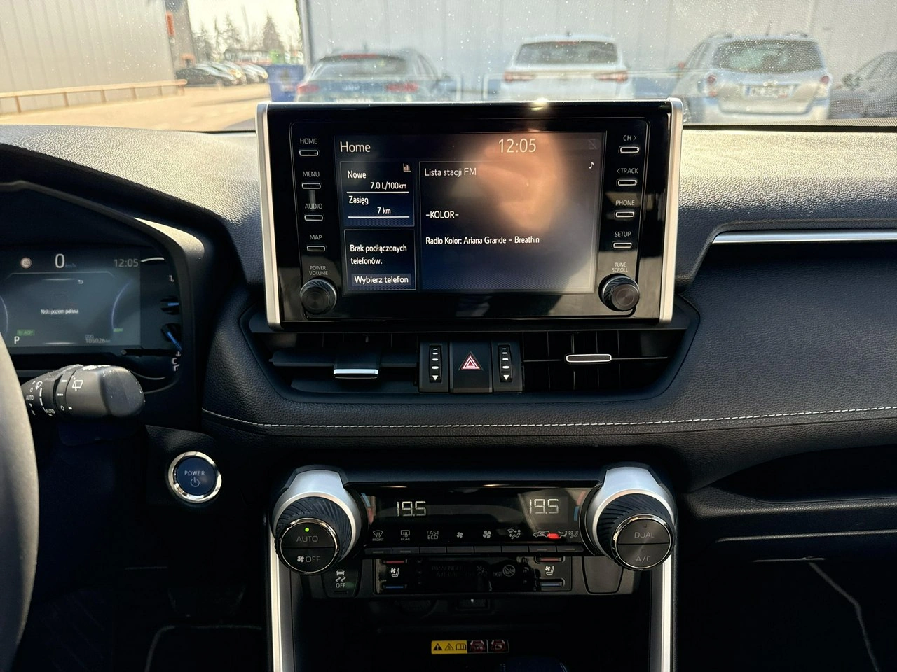 Toyota RAV-4 - Zdjęcie 24