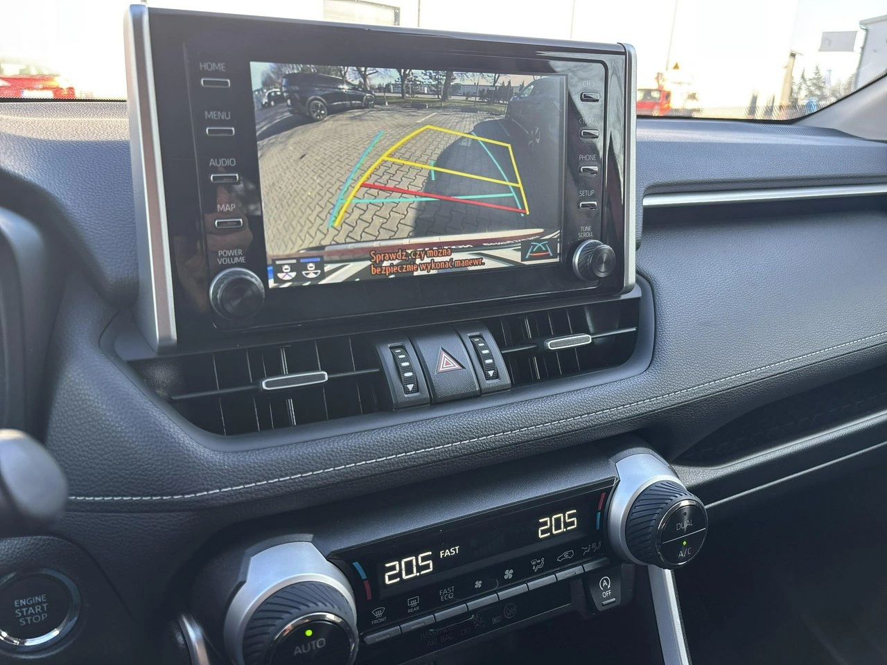 Toyota RAV-4 - Zdjęcie 15