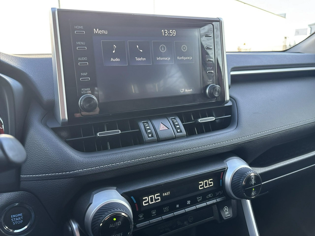 Toyota RAV-4 - Zdjęcie 18