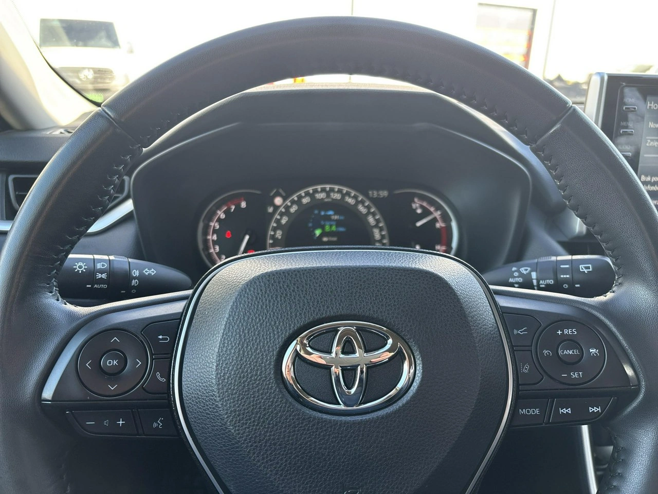 Toyota RAV-4 - Zdjęcie 19