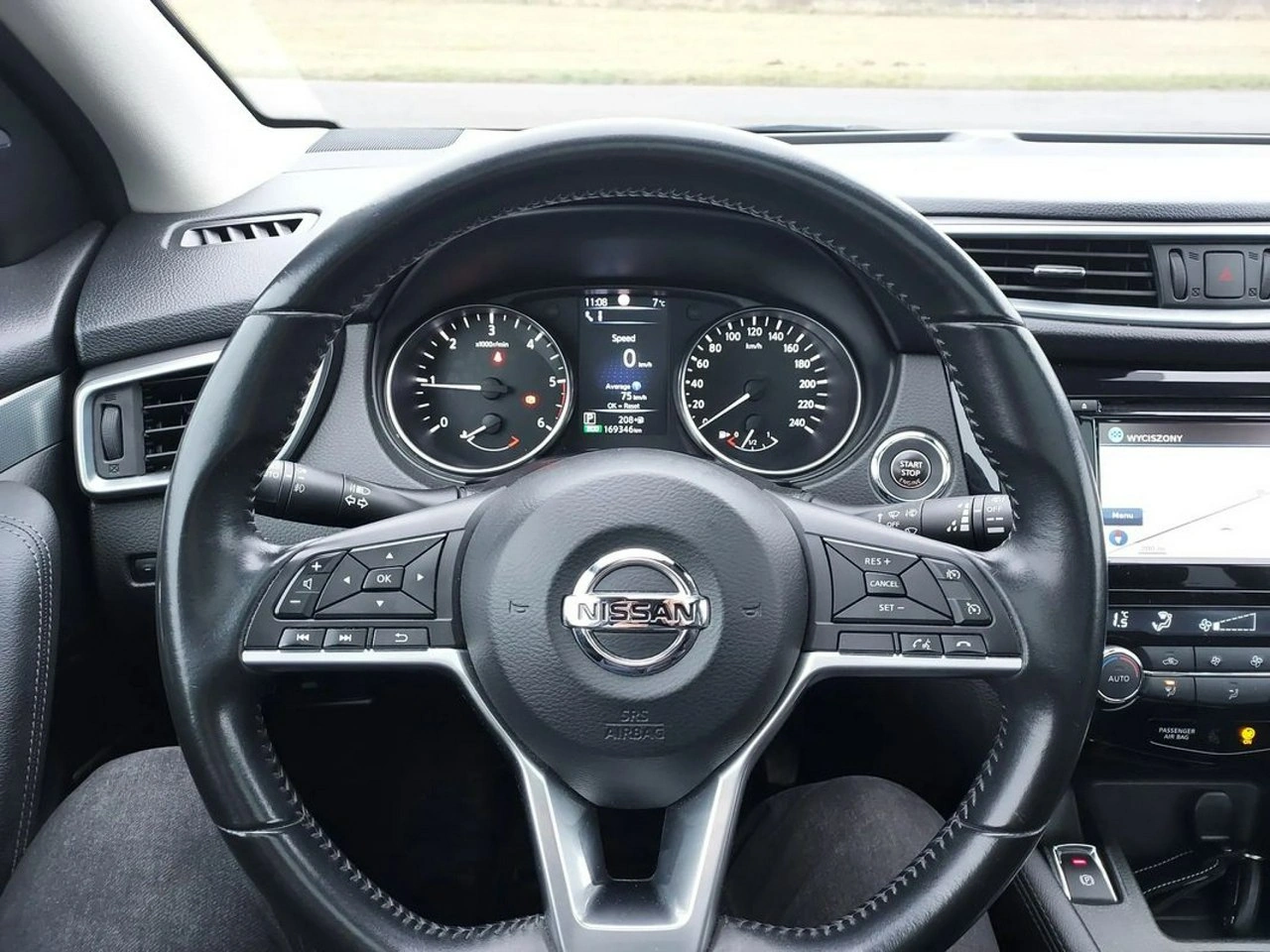 Nissan Qashqai - Zdjęcie 9