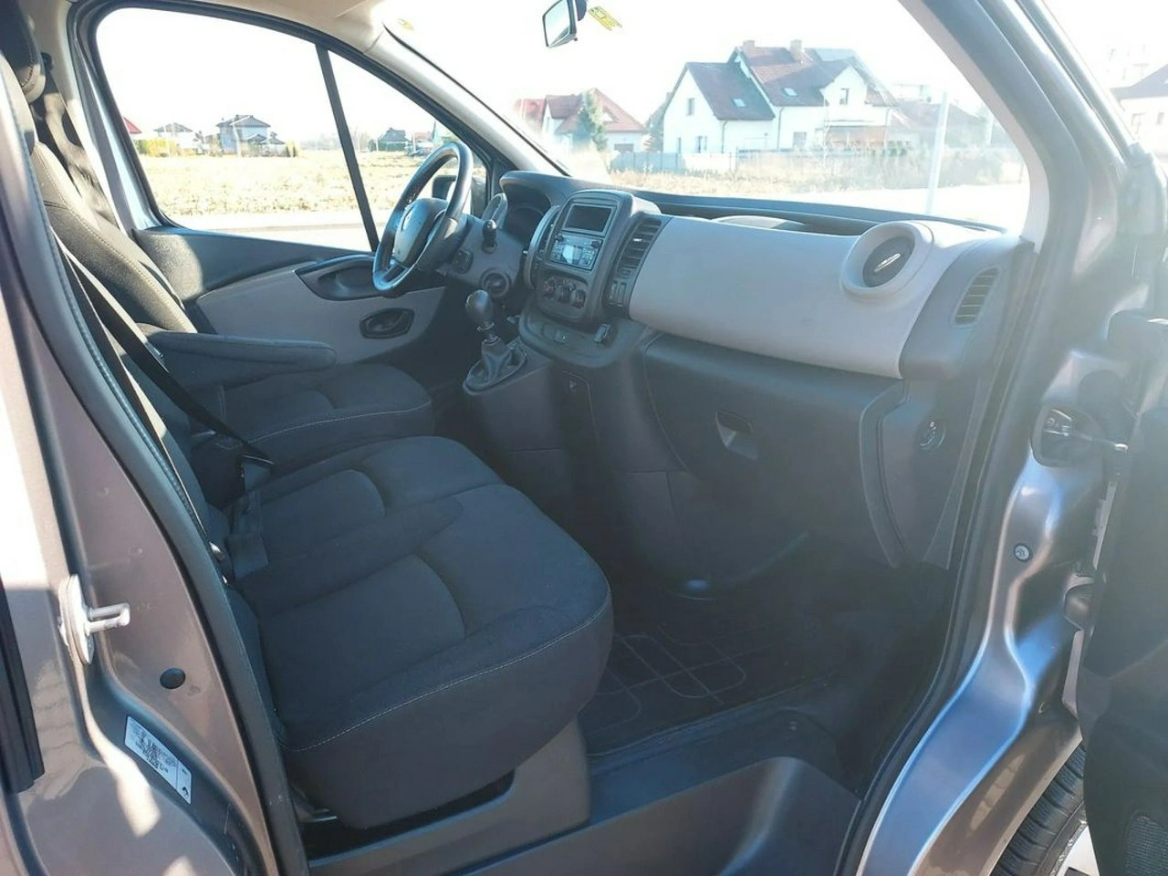 Renault Trafic - Zdjęcie 10