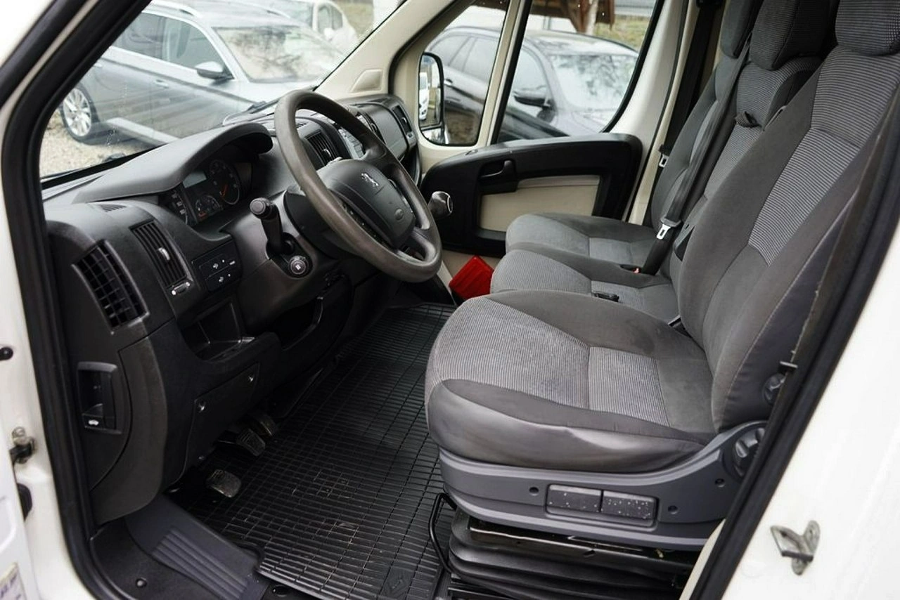 Peugeot Boxer - Zdjęcie 11