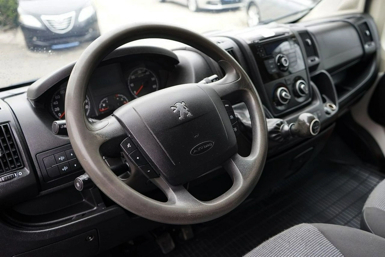 Peugeot Boxer - Zdjęcie 15