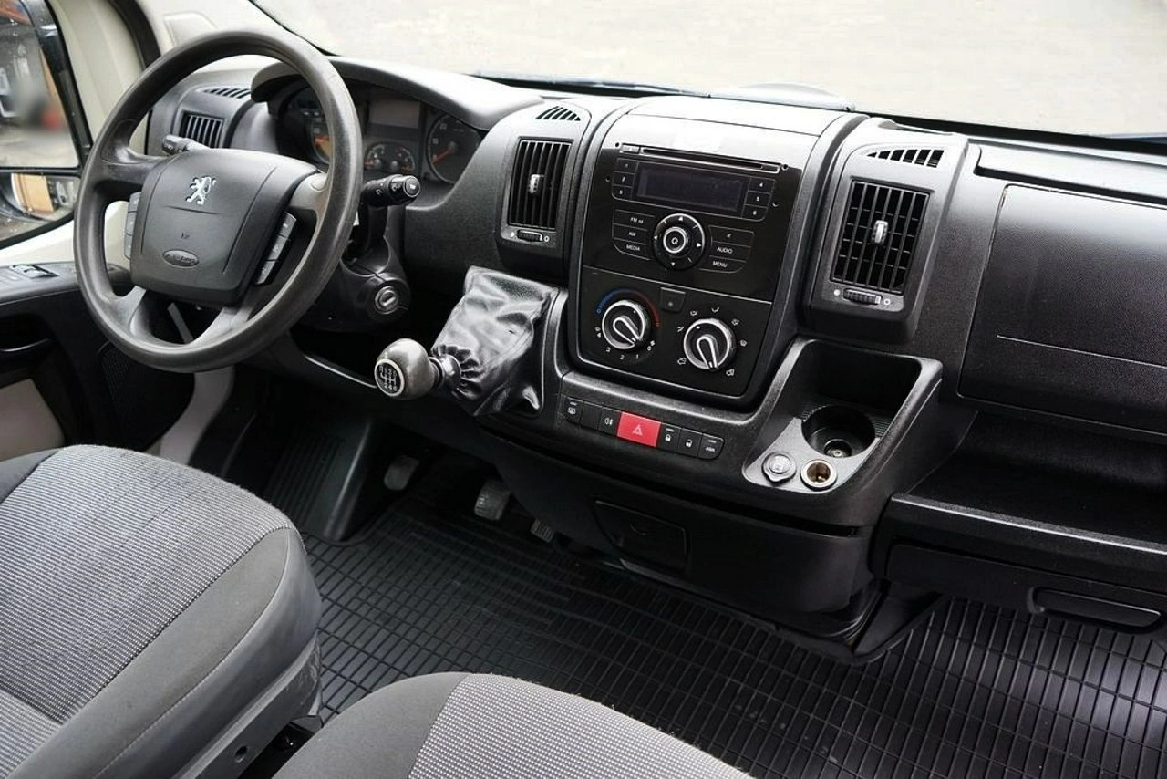 Peugeot Boxer - Zdjęcie 17