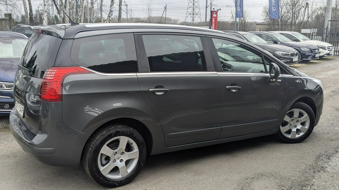 Peugeot 5008 - Zdjęcie 11