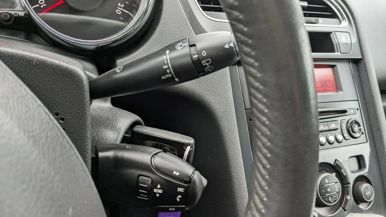 Peugeot 5008 - Zdjęcie 27