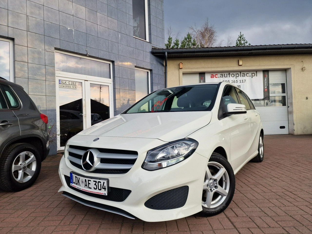 Mercedes B 180 - Zdjęcie 1