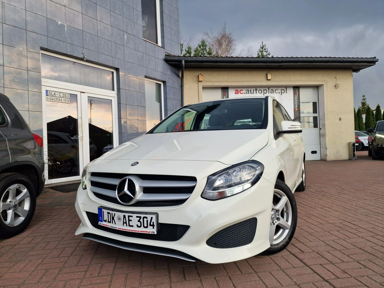 Mercedes B 180 - Zdjęcie 2