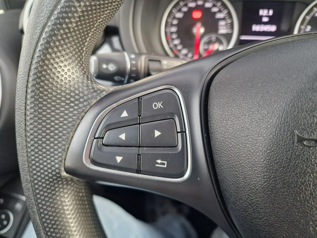 Mercedes B 180 - Zdjęcie 30