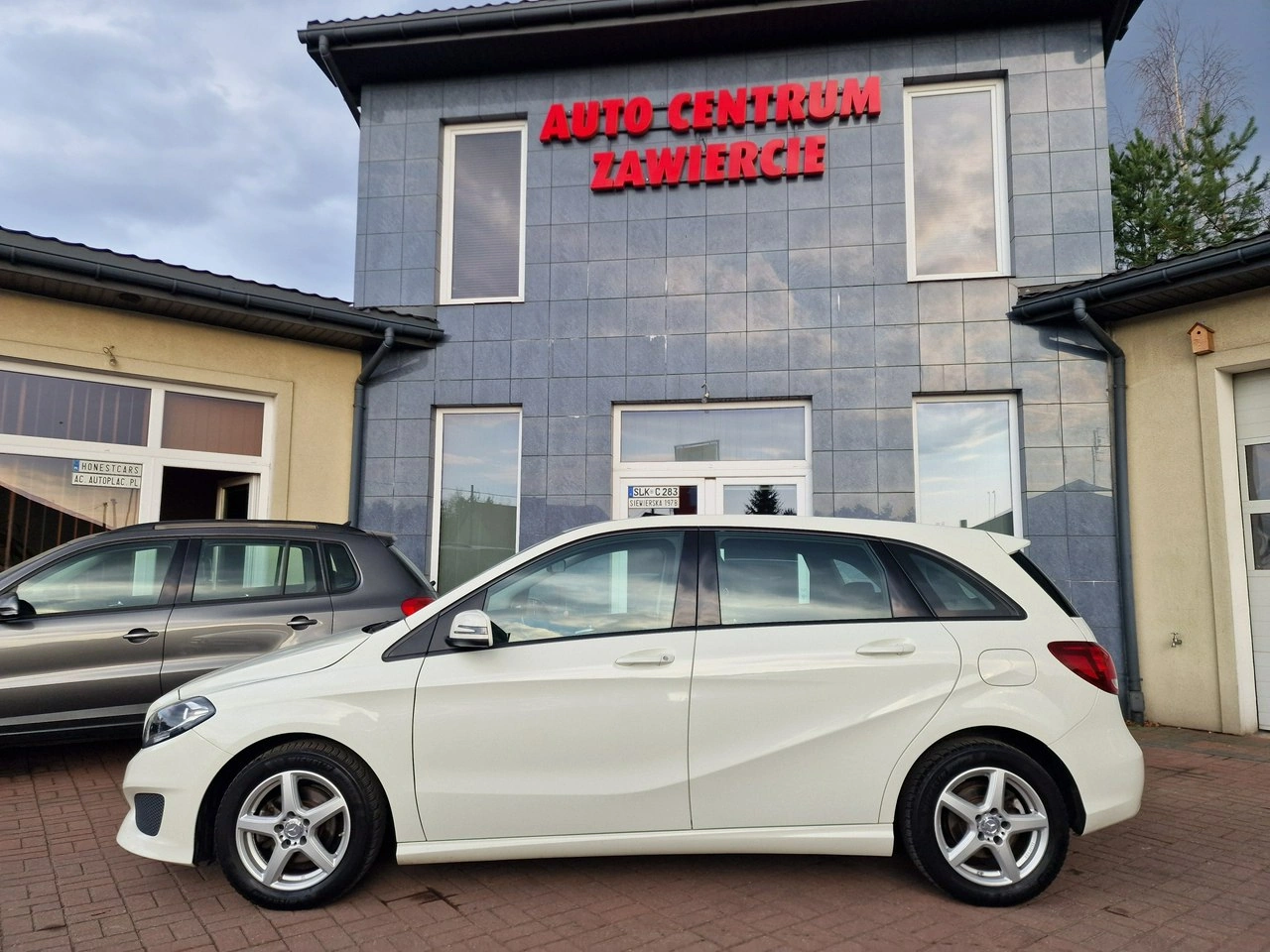 Mercedes B 180 - Zdjęcie 4