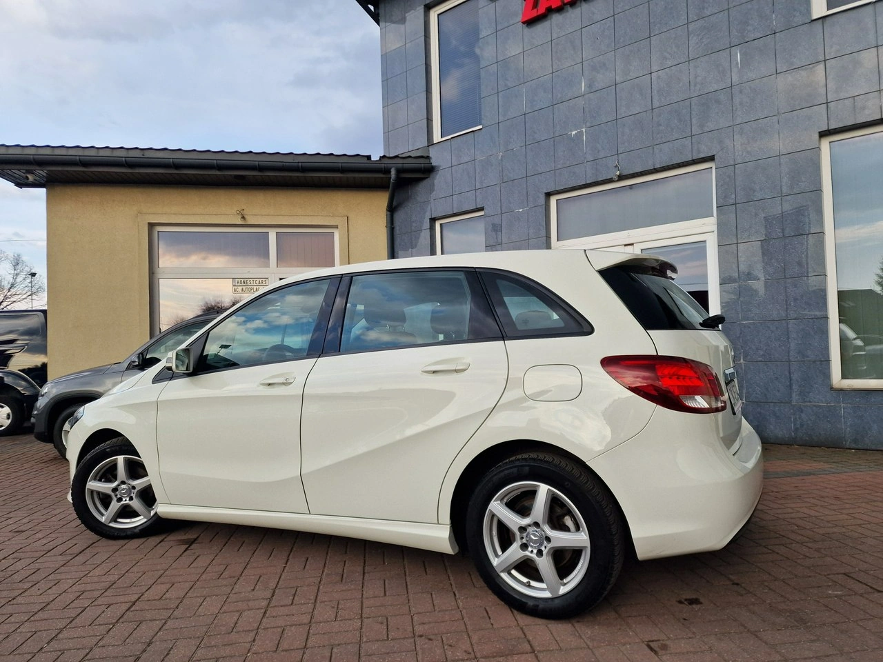 Mercedes B 180 - Zdjęcie 7