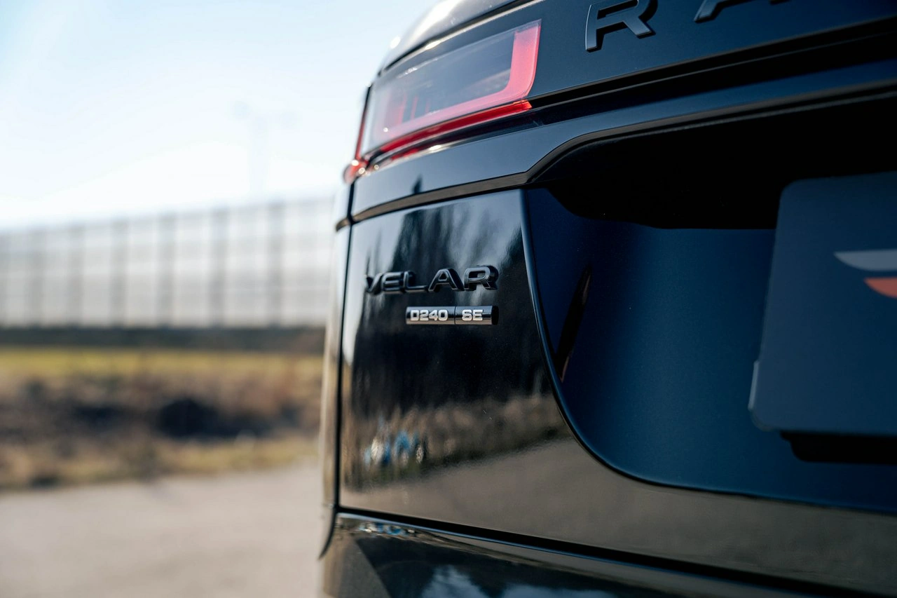 Land Rover Range Rover Velar - Zdjęcie 12