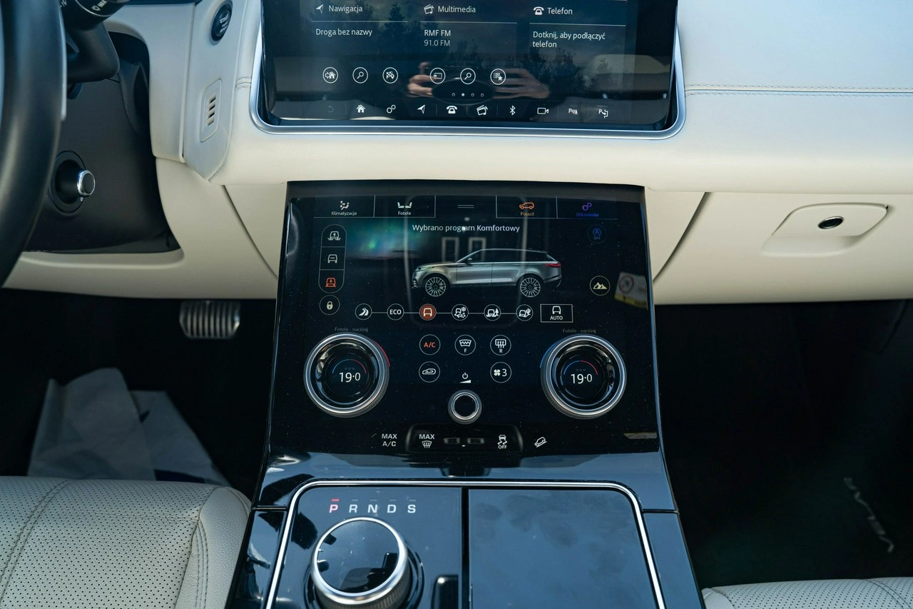 Land Rover Range Rover Velar - Zdjęcie 21