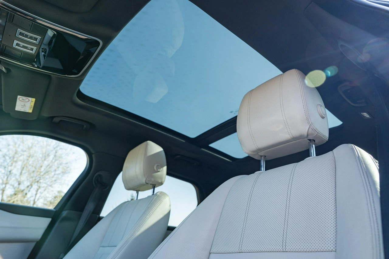 Land Rover Range Rover Velar - Zdjęcie 25