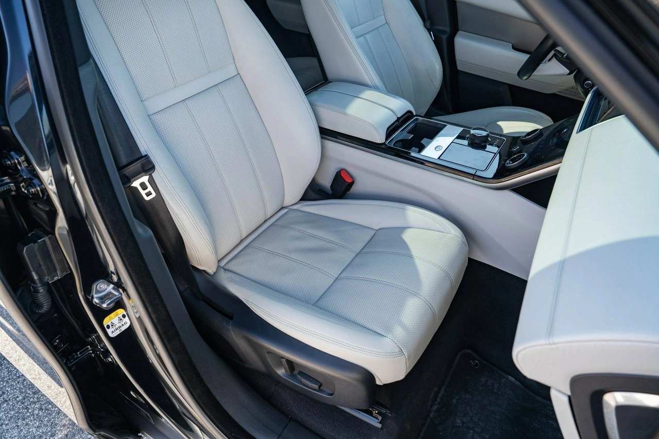 Land Rover Range Rover Velar - Zdjęcie 28