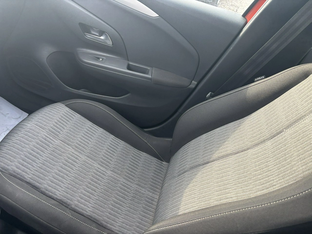 Opel Corsa - Zdjęcie 23