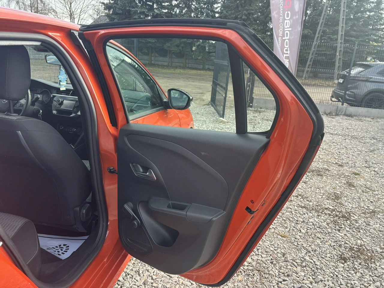 Opel Corsa - Zdjęcie 29