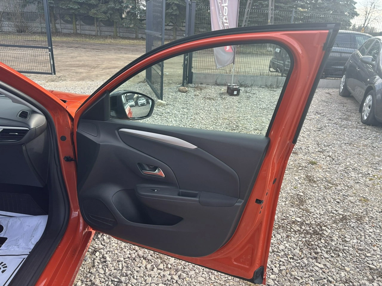 Opel Corsa - Zdjęcie 31