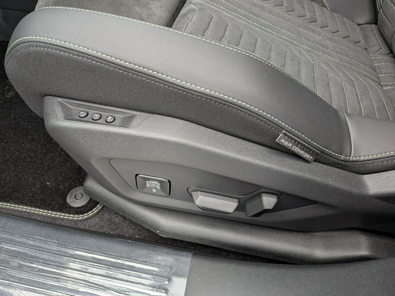 Peugeot 3008 - Zdjęcie 12