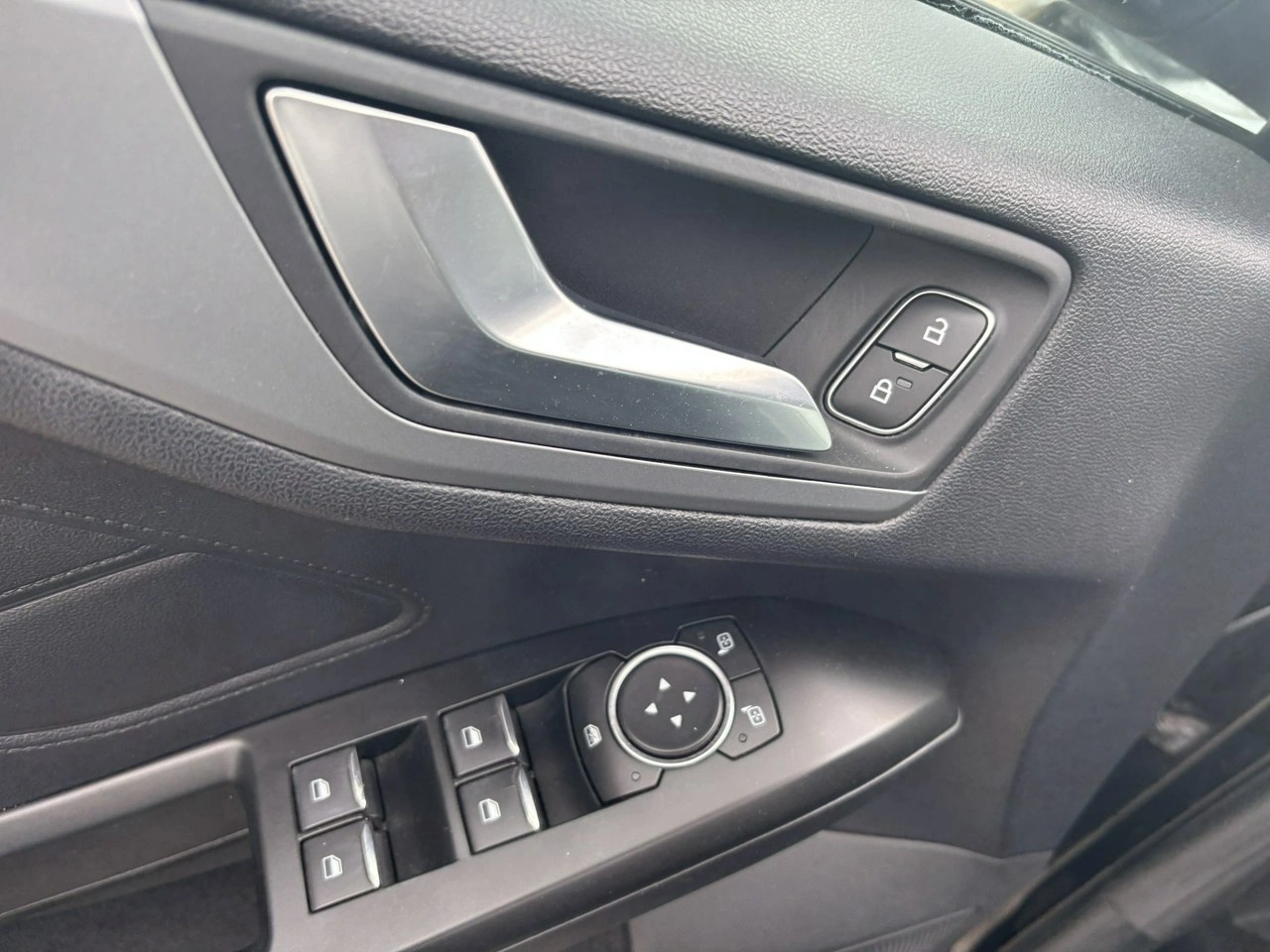 Ford Focus - Zdjęcie 15