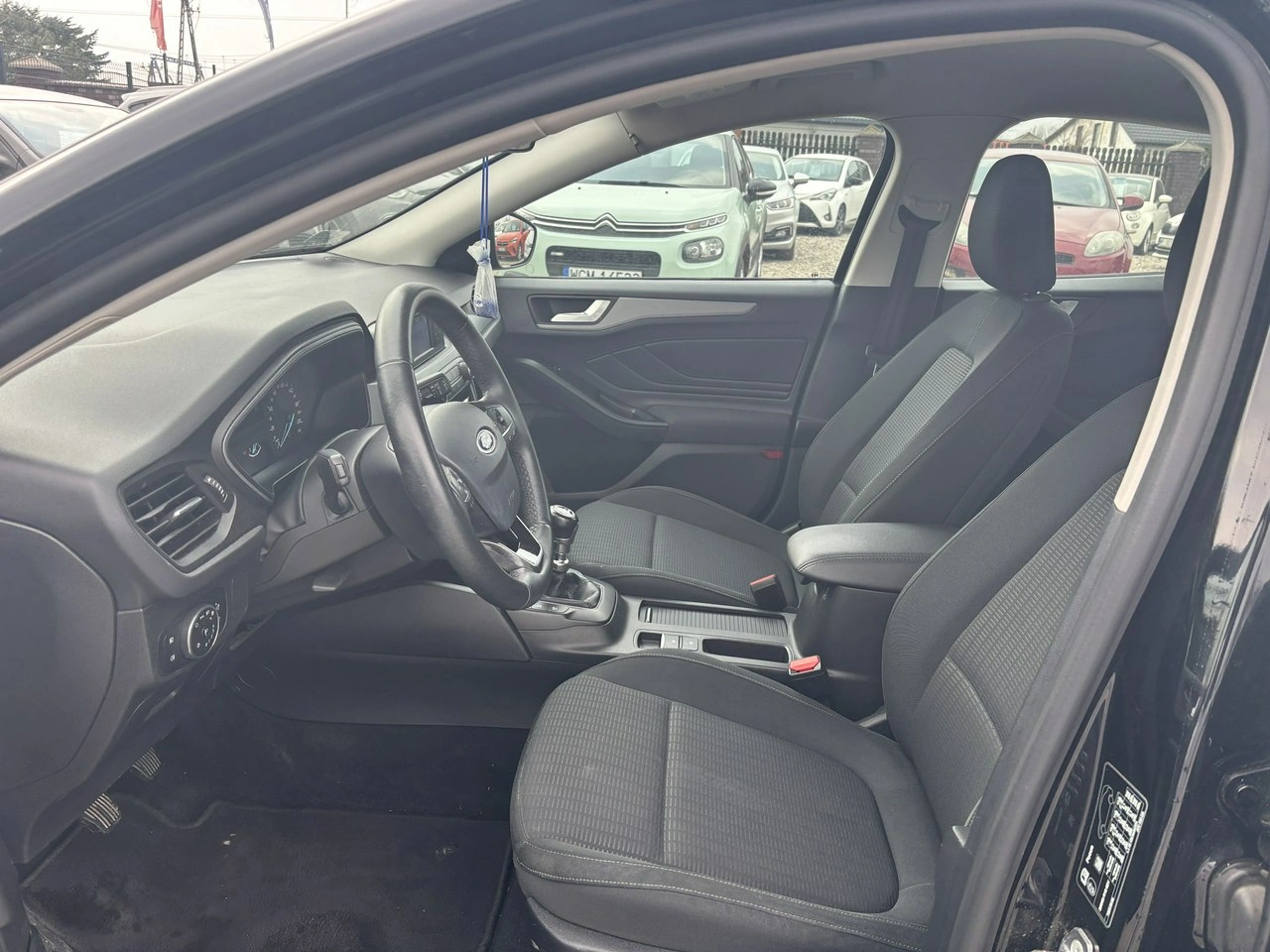 Ford Focus - Zdjęcie 16