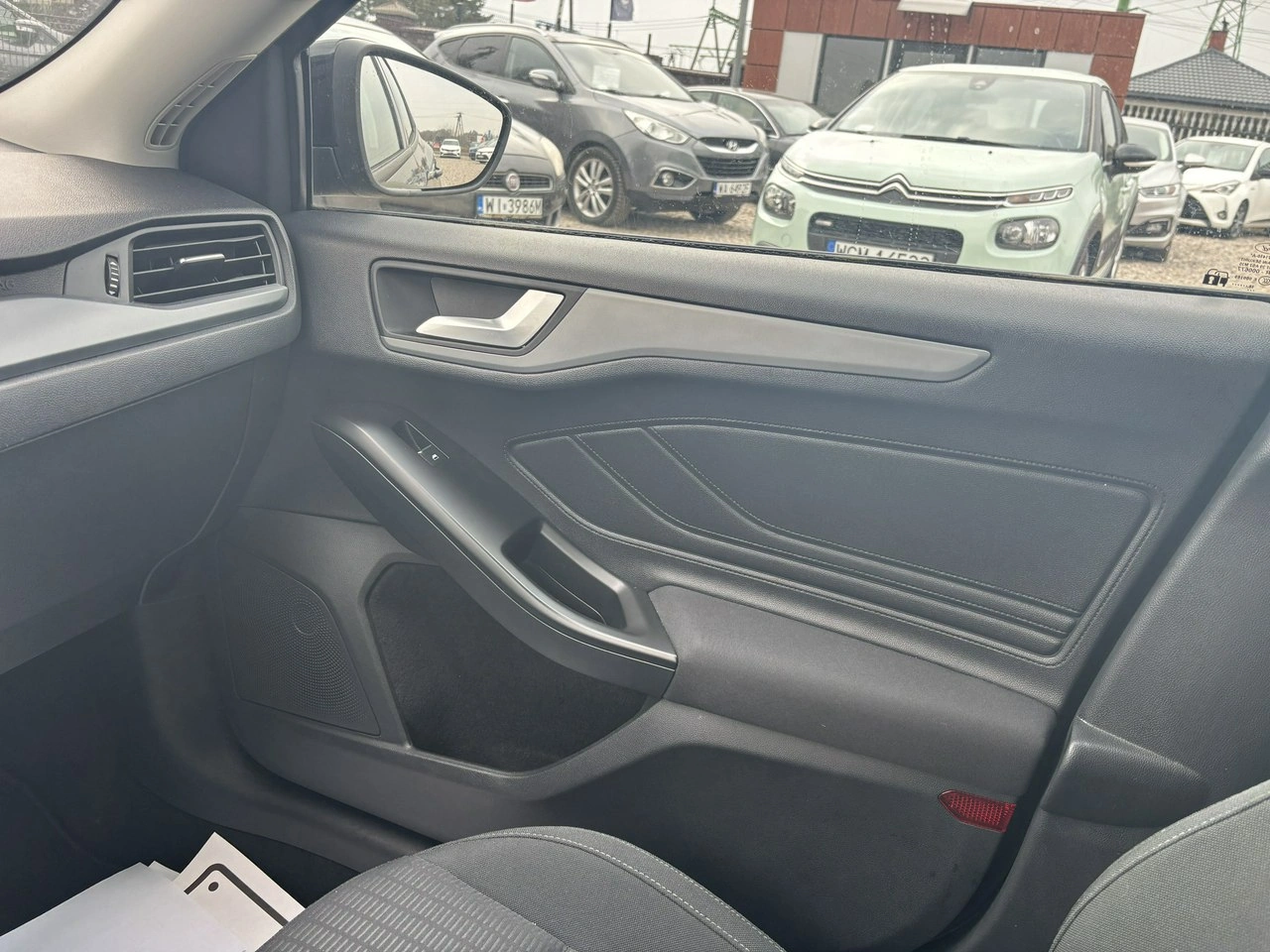 Ford Focus - Zdjęcie 24