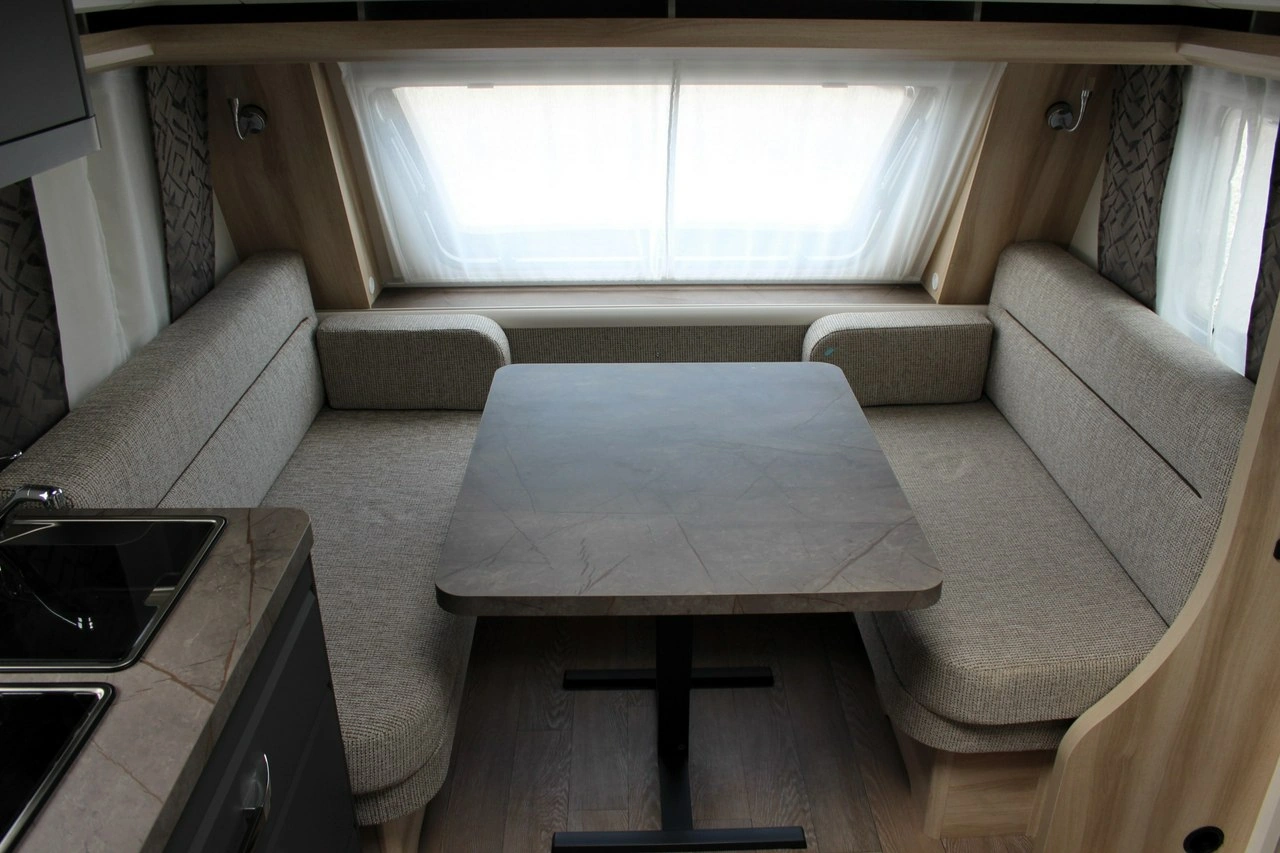 Hobby DE LUXE 495 WFB - Zdjęcie 6